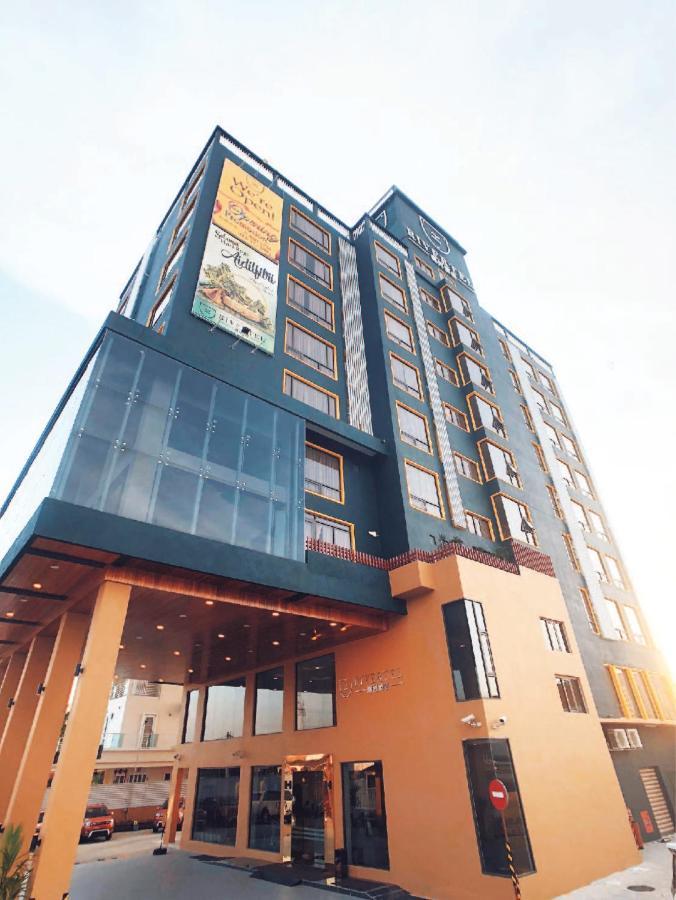 Rivertel Teluk Intan Exterior foto